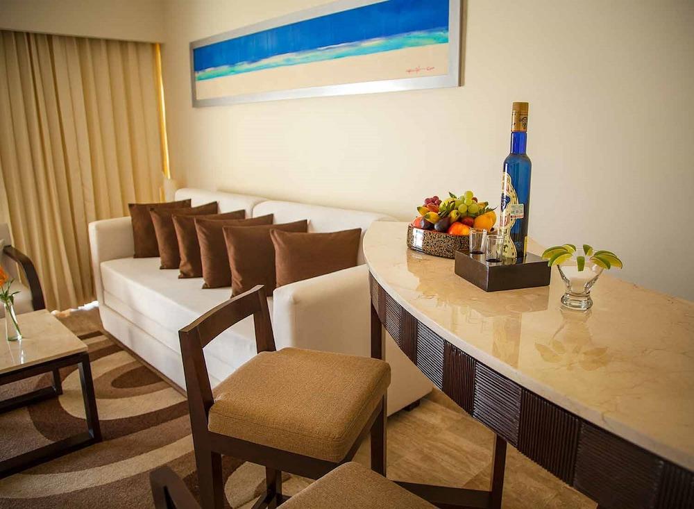 Royal Select At Grand Park Royal (adults Only) Cancún