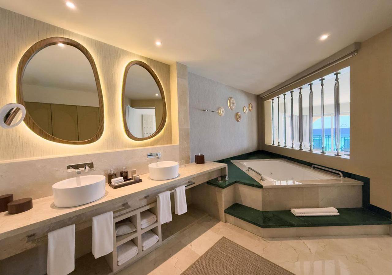 Hotel Royal Select At Grand Park Royal (adults Only) Cancún